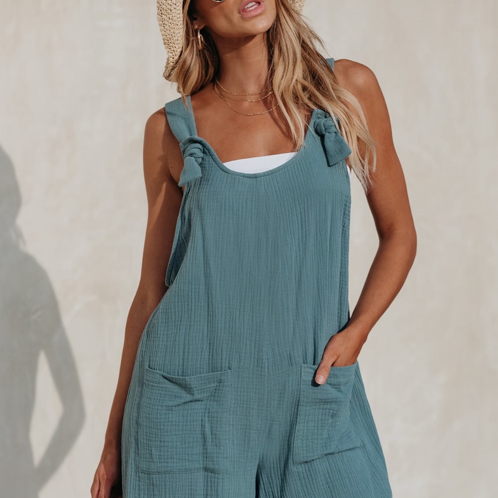 Cupshe Teal Sleeveless Jumpsuit with Pockets